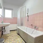 Sad701 - Grosse Monteurwohnung Uebergangswohnung *