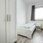 Sad701 - Grosse Monteurwohnung Uebergangswohnung *
