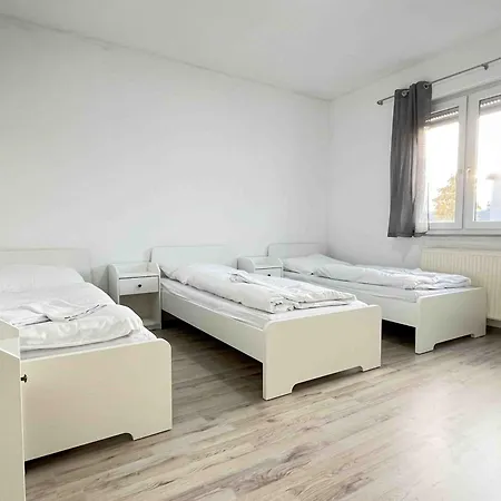 Sad701 - Grosse Monteurwohnung Uebergangswohnung * Schwandorf in Bayern